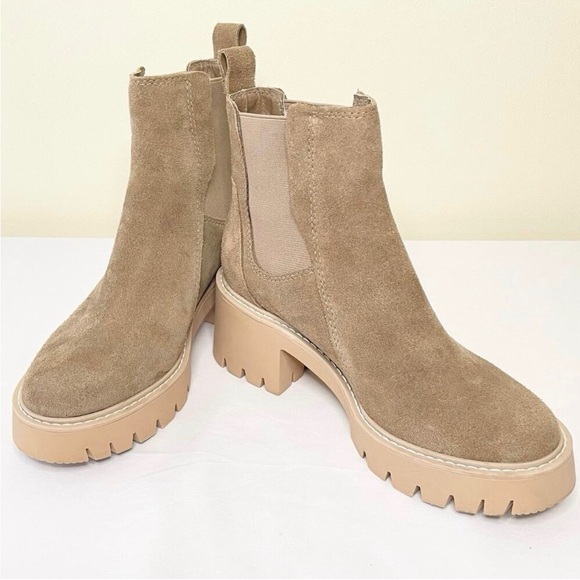 Dolce Vita Shoes - Dolce Vita Halina Suede Lug Sole Ankle Boots. Women’s. Size 8.5. Tan Booties